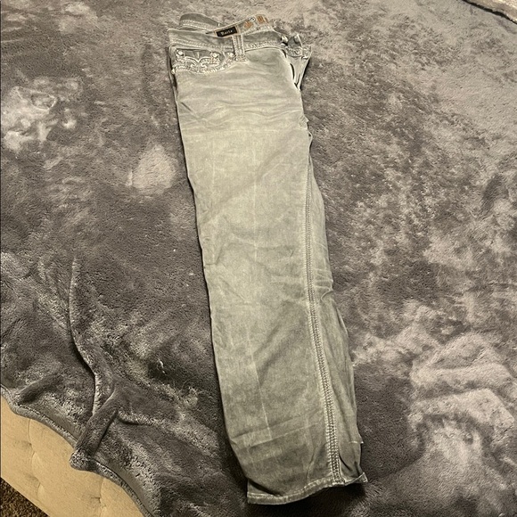 Boris Rock Revival Antiqued Grey Crop Jeans - Picture 4 of 5